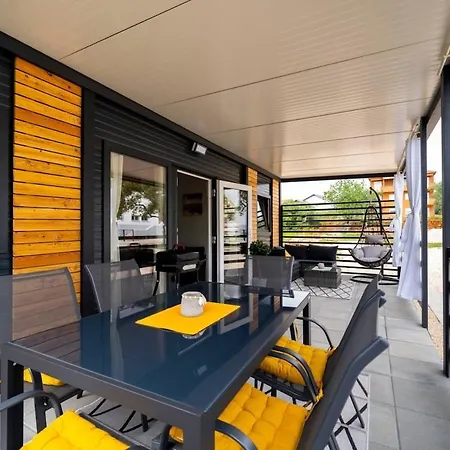 Feriehus Cosy Modern Mini House 11 By The Sea With Private Terrace In Limoni Camp - Walk To & Local Taverns Sukošan
