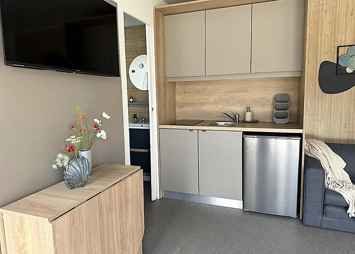 Cosy Modern Mini House 11 By The Sea With Private Terrace In Limoni Camp - Walk To & Local Taverns Prázdninový dům *