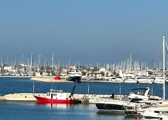 Cosy Modern Mini House 11 By The Sea With Private Terrace In Limoni Camp - Walk To & Local Taverns Prázdninový dům Sukošan